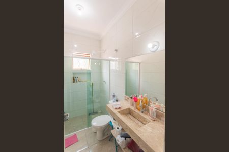 Casa à venda com 114m², 2 quartos e 1 vaga Casa à venda com 114m², 2 quartos e 1 vagaBanheiro