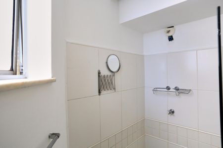 Apartamento para alugar com 115m², 3 quartos e 1 vaga Apartamento para alugar com 115m², 3 quartos e 1 vagaBanheiro da Suíte