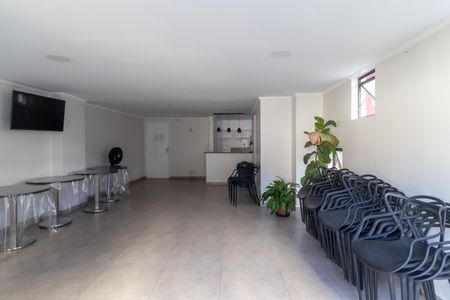Apartamento à venda com 60m², 2 quartos e 1 vagaÁrea comum - Salão de festas