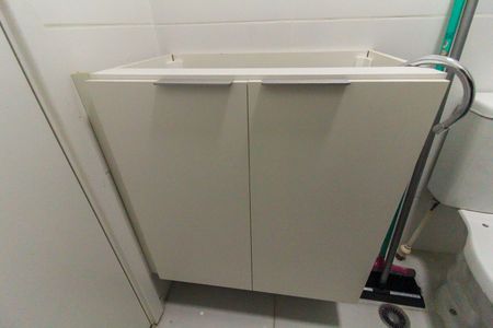 Apartamento à venda com 37m², 2 quartos e sem vaga Apartamento à venda com 37m², 2 quartos e sem vagaBanheiro