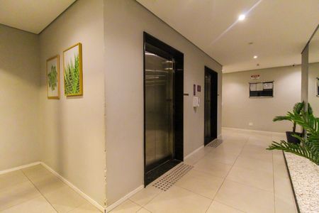 Apartamento à venda com 37m², 2 quartos e sem vaga Apartamento à venda com 37m², 2 quartos e sem vagaHall de entrada