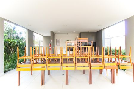 Apartamento à venda com 37m², 2 quartos e sem vaga Apartamento à venda com 37m², 2 quartos e sem vagaArea Comum - Churrasqueira