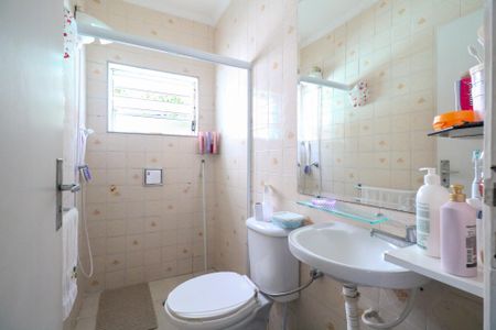 Casa à venda com 143m², 2 quartos e 5 vagas Casa à venda com 143m², 2 quartos e 5 vagasBanheiro Social