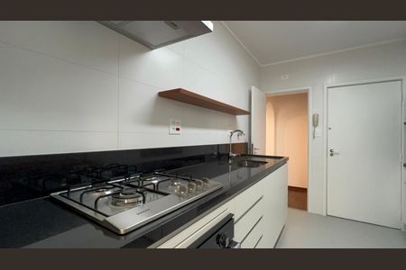 Apartamento para alugar com 80m², 2 quartos e 1 vaga Apartamento para alugar com 80m², 2 quartos e 1 vagaCozinha
