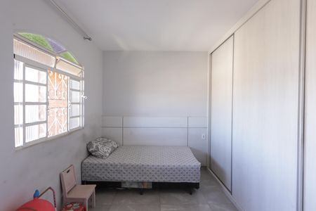 Casa de condomínio à venda com 125m², 3 quartos e 2 vagasQuarto 2