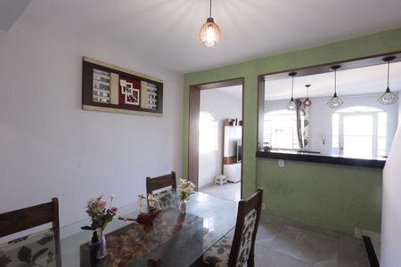 Casa de condomínio à venda com 125m², 3 quartos e 2 vagasSala de Jantar