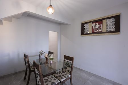 Casa de condomínio à venda com 125m², 3 quartos e 2 vagasSala de Jantar