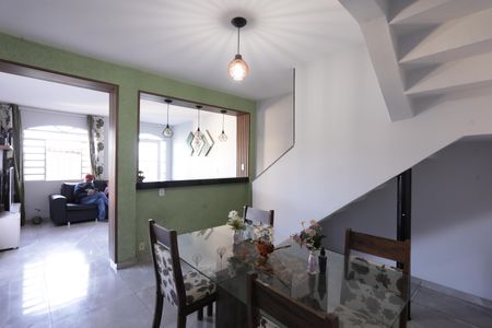 Casa de condomínio à venda com 125m², 3 quartos e 2 vagasSala de Jantar