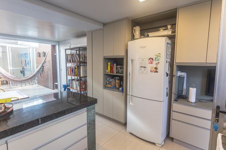 Apartamento à venda com 227m², 3 quartos e 3 vagasCozinha