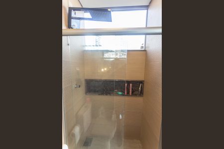 Apartamento à venda com 227m², 3 quartos e 3 vagasBanheiro de Serviço