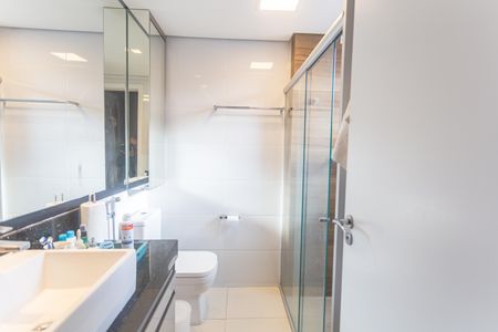 Apartamento à venda com 227m², 3 quartos e 3 vagasBanheiro da Suíte
