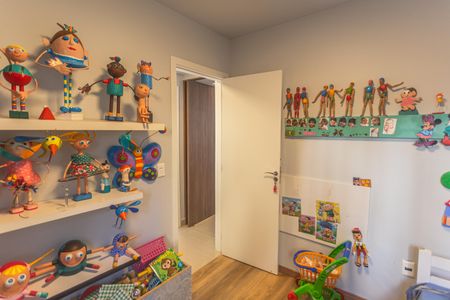 Apartamento à venda com 227m², 3 quartos e 3 vagasQuarto 2