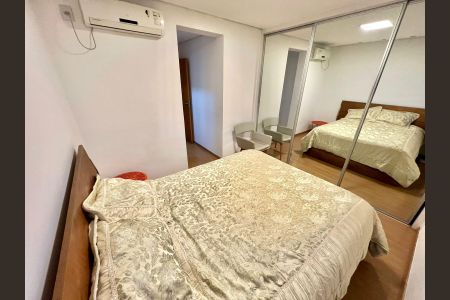 Apartamento à venda com 243m², 4 quartos e 2 vagasSuíte