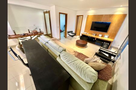 Apartamento à venda com 243m², 4 quartos e 2 vagasSala 2