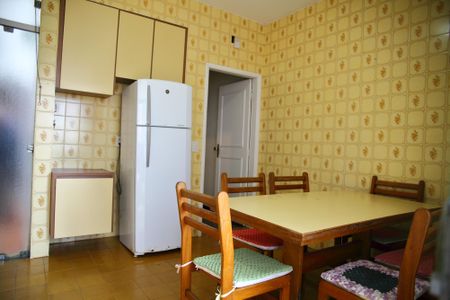 Casa à venda com 150m², 3 quartos e 2 vagasCozinha