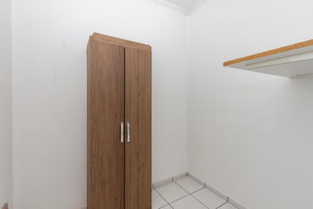 Apartamento à venda com 65m², 2 quartos e 1 vaga Apartamento à venda com 65m², 2 quartos e 1 vagaQuarto de Serviço