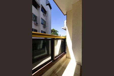 Apartamento à venda com 45m², 1 quarto e 1 vaga Apartamento à venda com 45m², 1 quarto e 1 vagaVaranda da sala