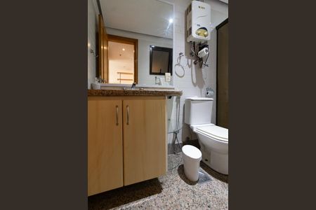 Apartamento à venda com 45m², 1 quarto e 1 vaga Apartamento à venda com 45m², 1 quarto e 1 vagaBanheiro social