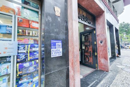 Apartamento à venda com 28m², 1 quarto e sem vagaFachada