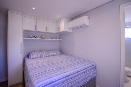 Apartamento à venda com 144m², 3 quartos e 2 vagas Apartamento à venda com 144m², 3 quartos e 2 vagasQuarto 2 - Suite