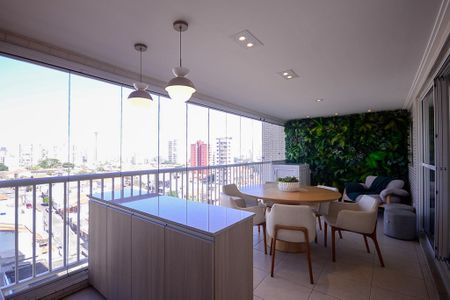 Apartamento à venda com 144m², 3 quartos e 2 vagas Apartamento à venda com 144m², 3 quartos e 2 vagasSala - Varanda
