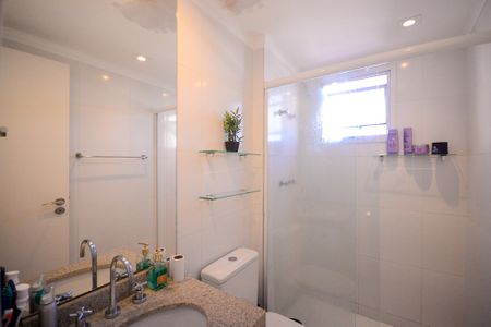 Apartamento à venda com 144m², 3 quartos e 2 vagas Apartamento à venda com 144m², 3 quartos e 2 vagasBanheiro do quarto 2