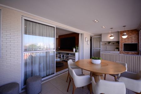 Apartamento à venda com 144m², 3 quartos e 2 vagas Apartamento à venda com 144m², 3 quartos e 2 vagasSala - Varanda