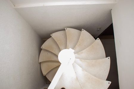 Casa à venda com 232m², 4 quartos e sem vagaEscada