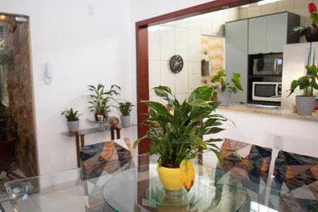 Casa à venda com 232m², 4 quartos e sem vagaSala de Jantar