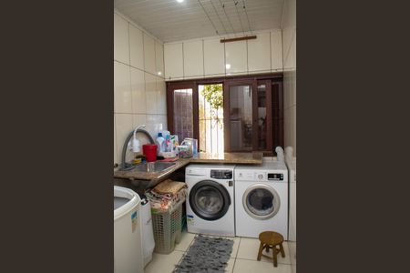 Casa à venda com 232m², 4 quartos e sem vagaLavanderia