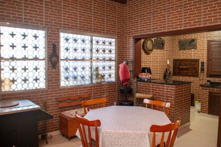 Casa à venda com 232m², 4 quartos e sem vagaSala de Jantar