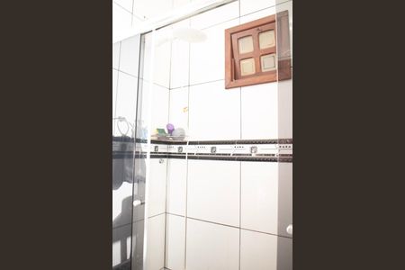 Casa à venda com 232m², 4 quartos e sem vagaBanheiro 2