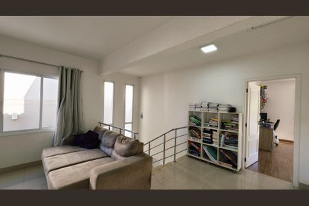 Casa de condomínio à venda com 275m², 3 quartos e 4 vagas Casa de condomínio à venda com 275m², 3 quartos e 4 vagasSala