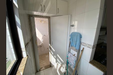 Apartamento à venda com 94m², 3 quartos e 2 vagas Apartamento à venda com 94m², 3 quartos e 2 vagasÁrea de Serviço