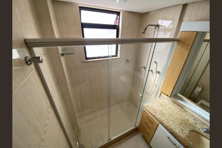 Apartamento à venda com 94m², 3 quartos e 2 vagas Apartamento à venda com 94m², 3 quartos e 2 vagasBanheiro Social