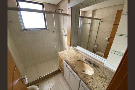 Apartamento à venda com 94m², 3 quartos e 2 vagas Apartamento à venda com 94m², 3 quartos e 2 vagasBanheiro Social