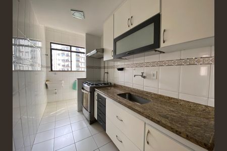 Apartamento à venda com 94m², 3 quartos e 2 vagas Apartamento à venda com 94m², 3 quartos e 2 vagasCozinha