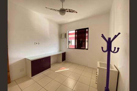 Apartamento à venda com 94m², 3 quartos e 2 vagas Apartamento à venda com 94m², 3 quartos e 2 vagasQuarto 2