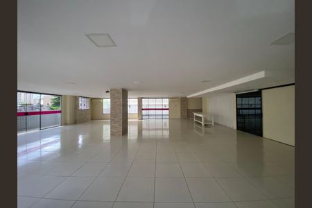 Apartamento à venda com 94m², 3 quartos e 2 vagas Apartamento à venda com 94m², 3 quartos e 2 vagasÁrea comum