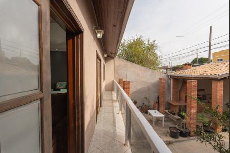 Casa à venda com 199m², 3 quartos e 4 vagas Casa à venda com 199m², 3 quartos e 4 vagasVaranda da Sala