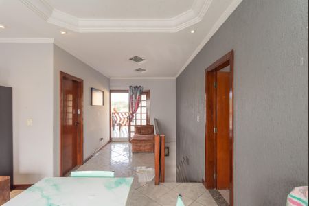 Casa à venda com 199m², 3 quartos e 4 vagas Casa à venda com 199m², 3 quartos e 4 vagasSala