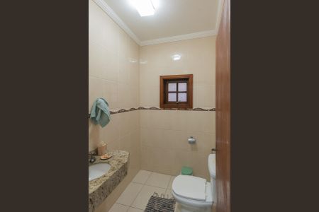 Casa à venda com 199m², 3 quartos e 4 vagas Casa à venda com 199m², 3 quartos e 4 vagasBanheiro
