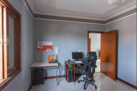 Casa à venda com 199m², 3 quartos e 4 vagas Casa à venda com 199m², 3 quartos e 4 vagasQuarto