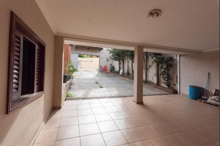 Casa à venda com 199m², 3 quartos e 4 vagas Casa à venda com 199m², 3 quartos e 4 vagasGaragem