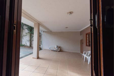 Casa à venda com 199m², 3 quartos e 4 vagas Casa à venda com 199m², 3 quartos e 4 vagasVista da Suíte 1