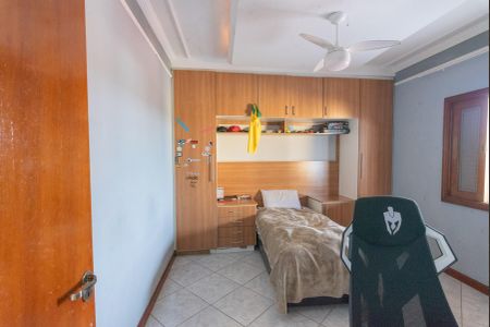 Casa à venda com 199m², 3 quartos e 4 vagas Casa à venda com 199m², 3 quartos e 4 vagasQuarto