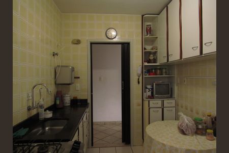 Apartamento à venda com 83m², 3 quartos e 1 vagaCozinha