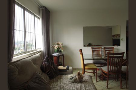 Apartamento à venda com 83m², 3 quartos e 1 vagaSala