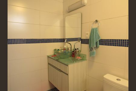 Apartamento à venda com 83m², 3 quartos e 1 vagaBanheiro