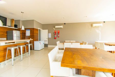 Apartamento à venda com 62m², 2 quartos e 1 vaga Apartamento à venda com 62m², 2 quartos e 1 vagaÁrea comum